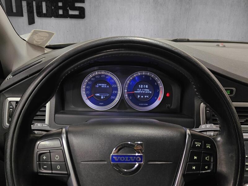 Volvo V70 vaihtoauto