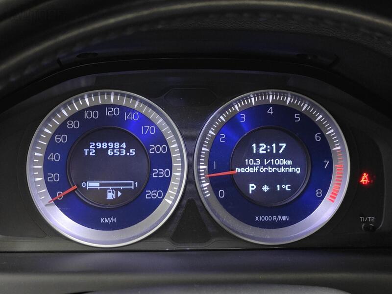 Volvo V70 vaihtoauto