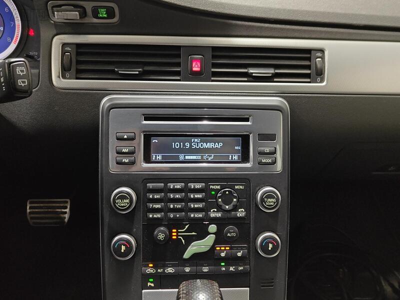 Volvo V70 vaihtoauto