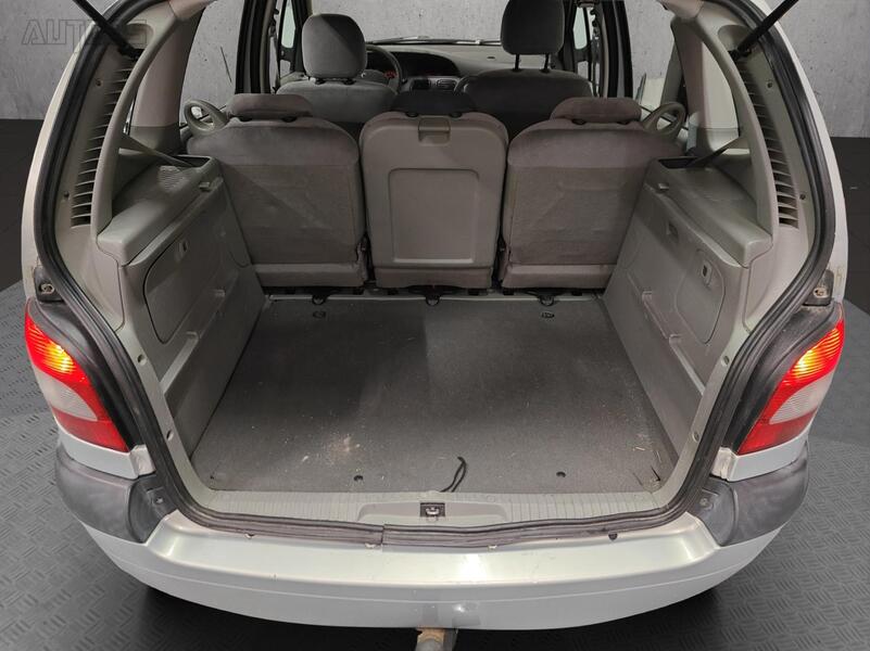 Renault Scénic vaihtoauto