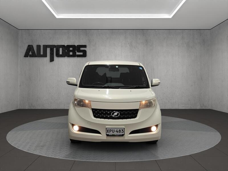 Toyota BB vaihtoauto