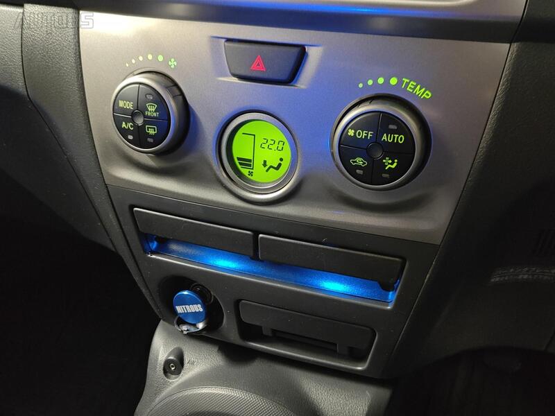 Toyota BB vaihtoauto