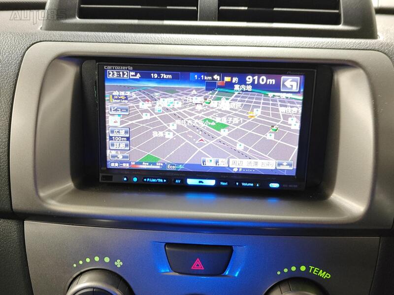 Toyota BB vaihtoauto