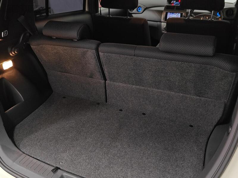 Toyota BB vaihtoauto