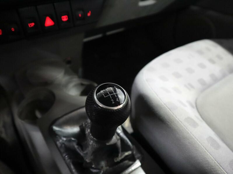 Volkswagen New Beetle vaihtoauto