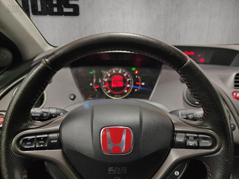 Honda Civic vaihtoauto