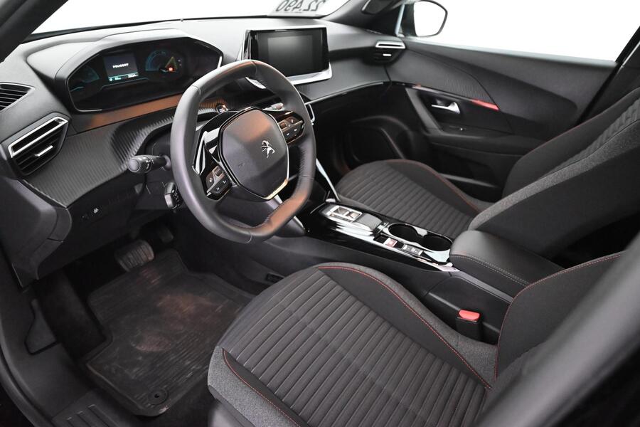 Peugeot e-2008 vaihtoauto