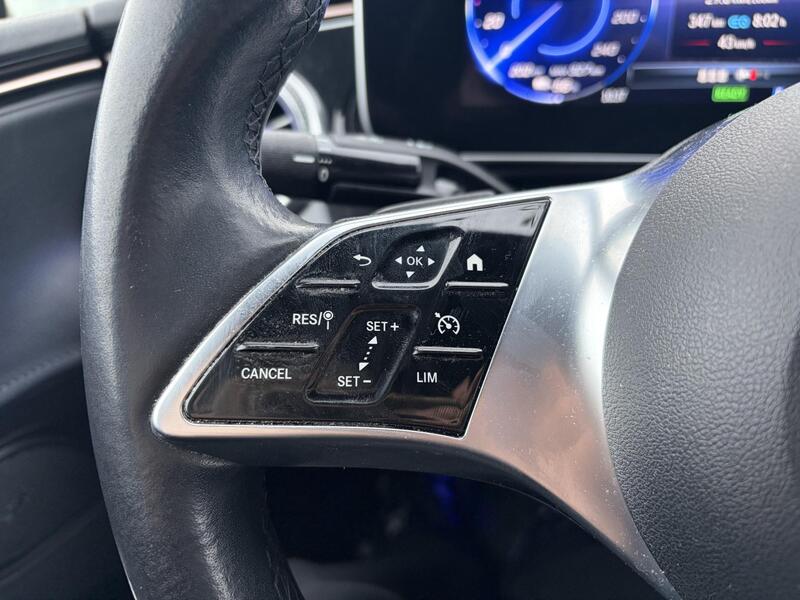 Mercedes-Benz EQE vaihtoauto