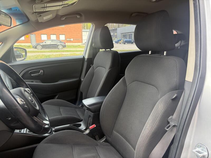 Kia Carens vaihtoauto