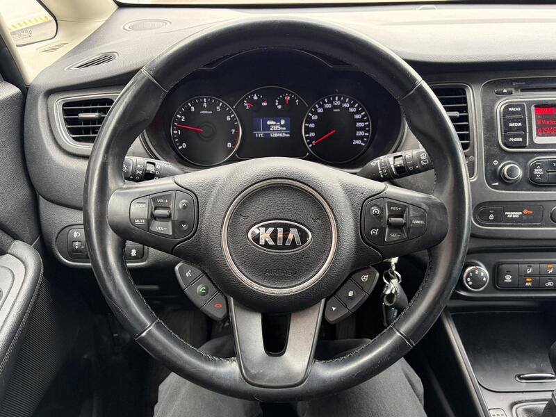 Kia Carens vaihtoauto