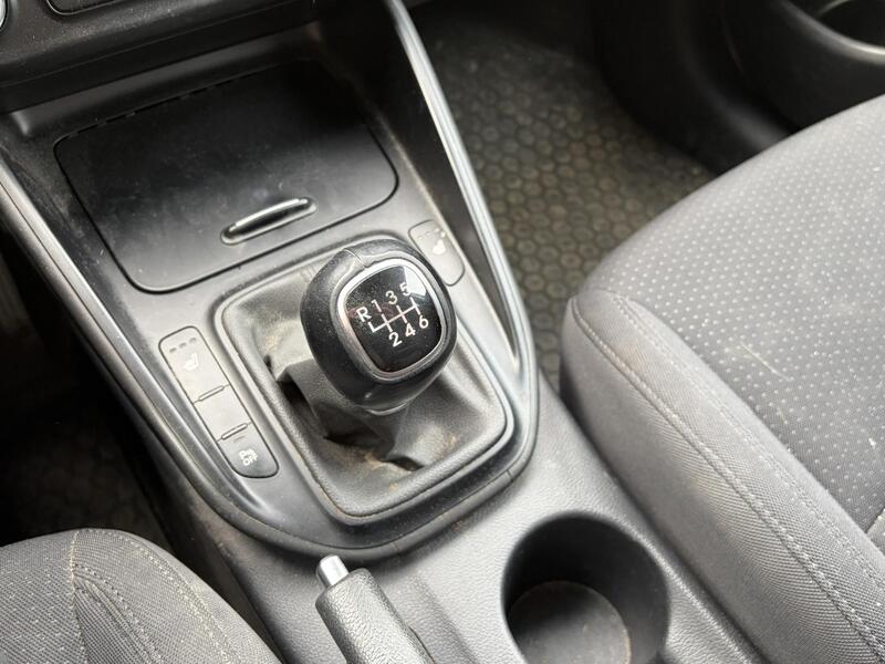 Kia Carens vaihtoauto