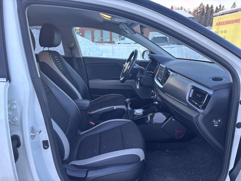 Kia Stonic vaihtoauto