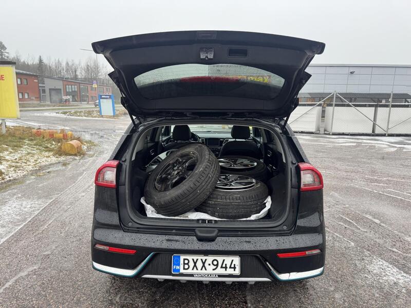 Kia Niro vaihtoauto
