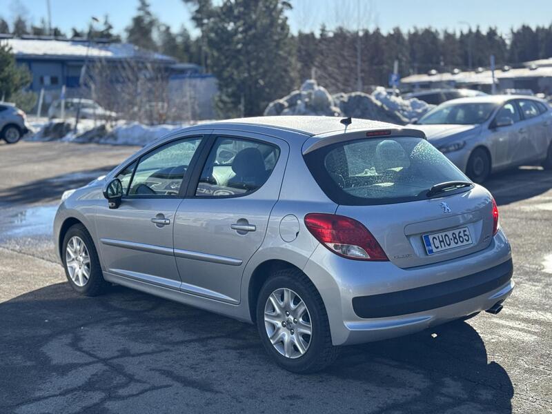 Peugeot 207 vaihtoauto