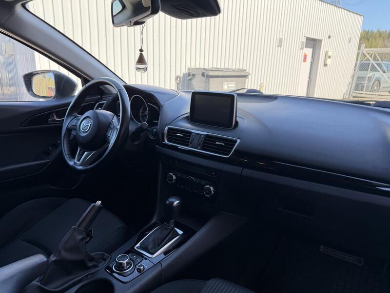 Mazda 3 vaihtoauto