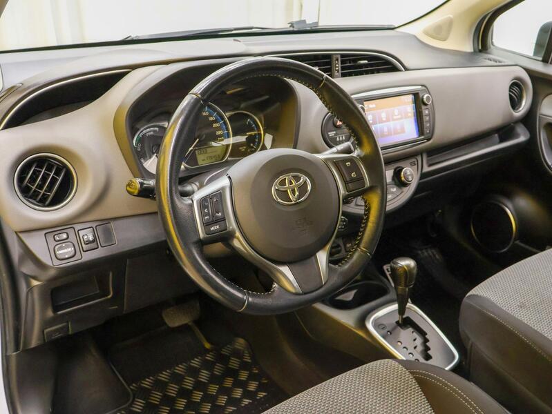 Toyota Yaris vaihtoauto