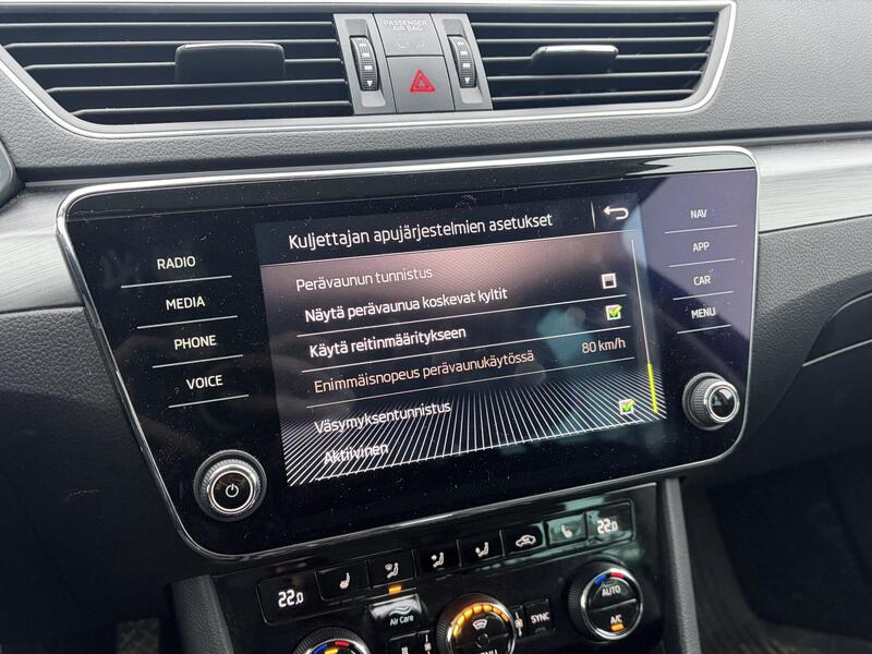 Skoda Superb vaihtoauto