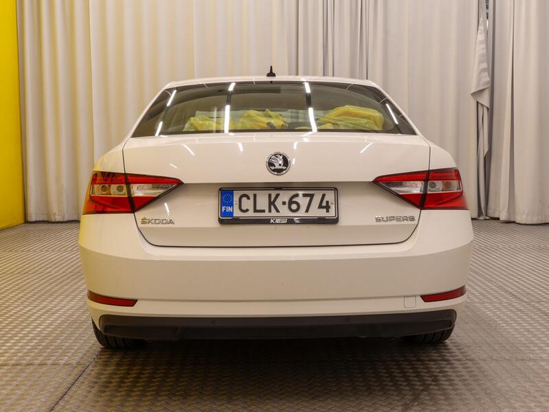 Skoda Superb vaihtoauto