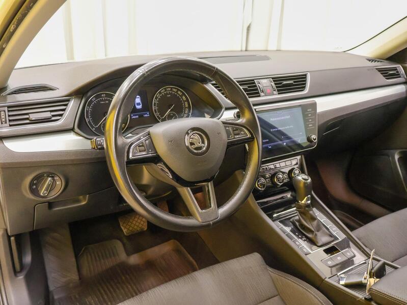 Skoda Superb vaihtoauto