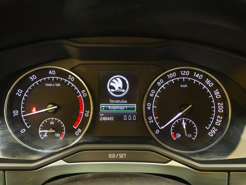 Skoda Superb vaihtoauto