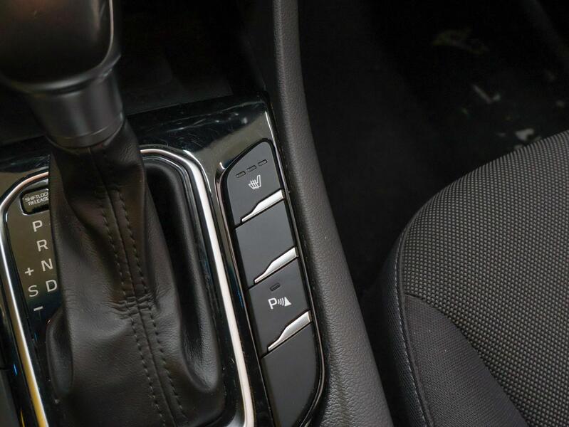 Hyundai IONIQ plug-in vaihtoauto