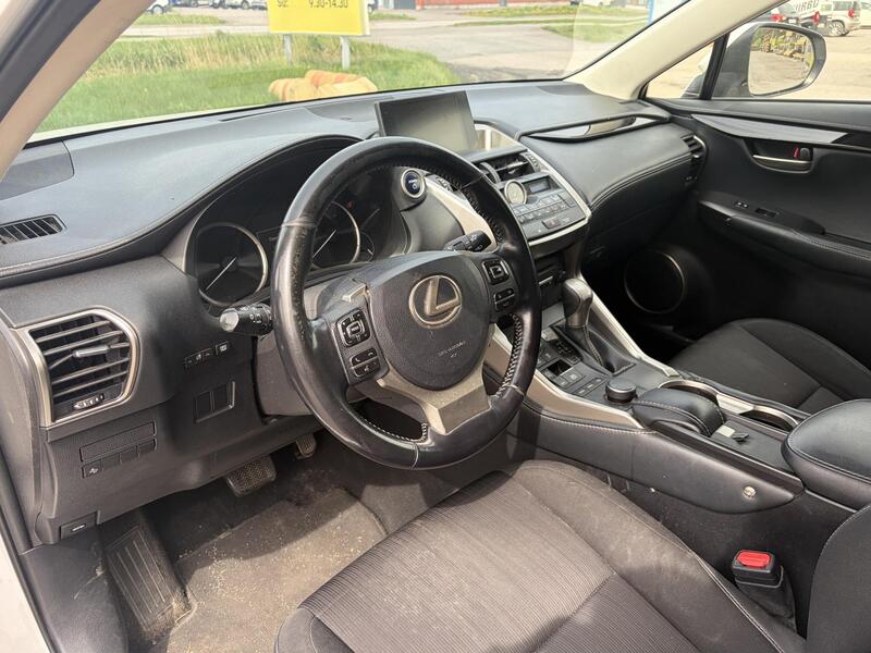 Lexus NX vaihtoauto