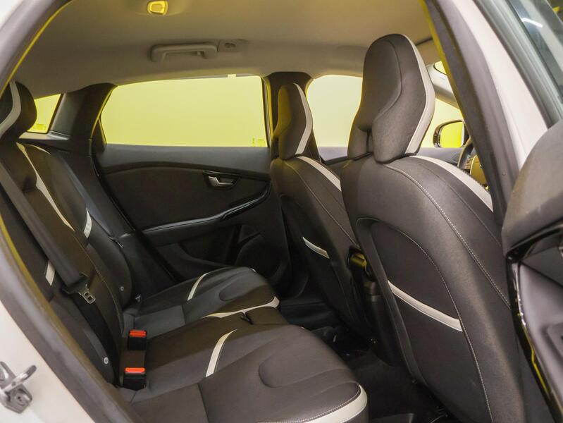 Volvo V40 vaihtoauto