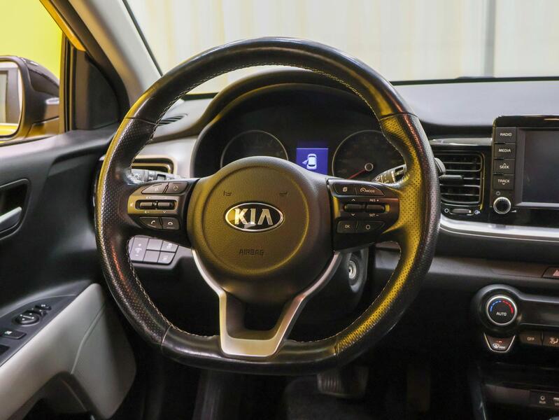 Kia Stonic vaihtoauto