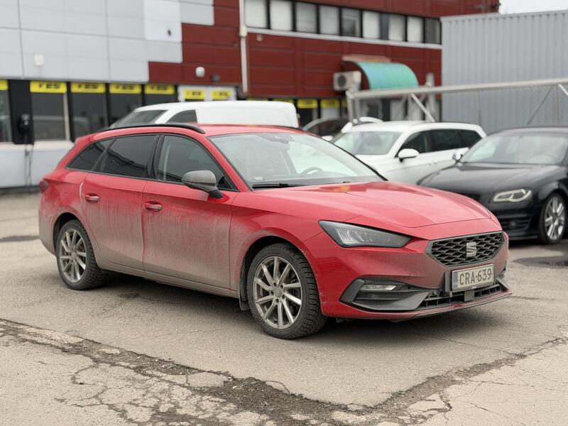 SEAT Leon Sportstourer vaihtoauto