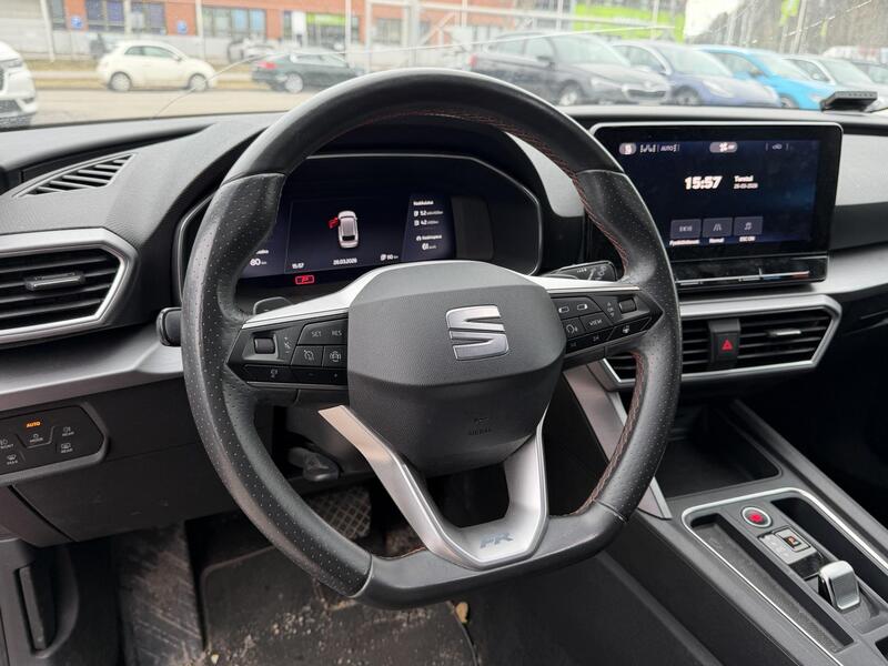 SEAT Leon Sportstourer vaihtoauto