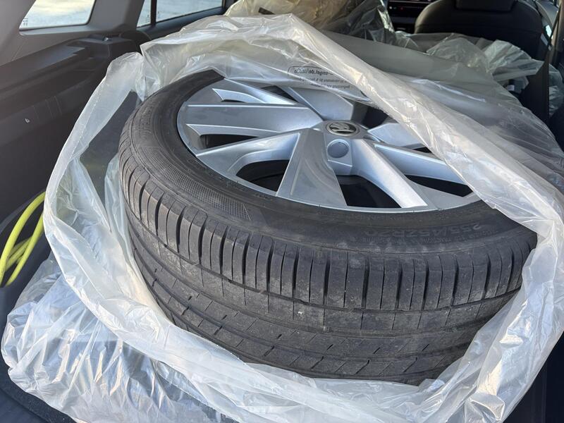 Skoda Enyaq vaihtoauto