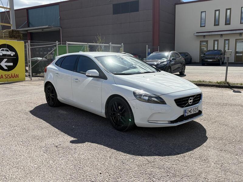 Volvo V40 vaihtoauto