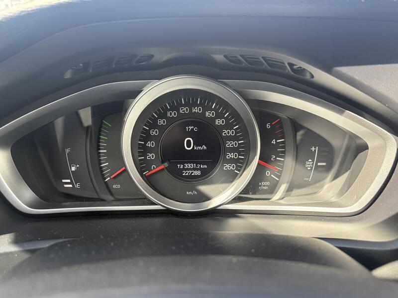 Volvo V40 vaihtoauto