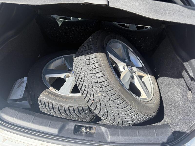 Volvo V40 vaihtoauto