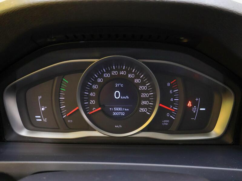 Volvo V60 vaihtoauto
