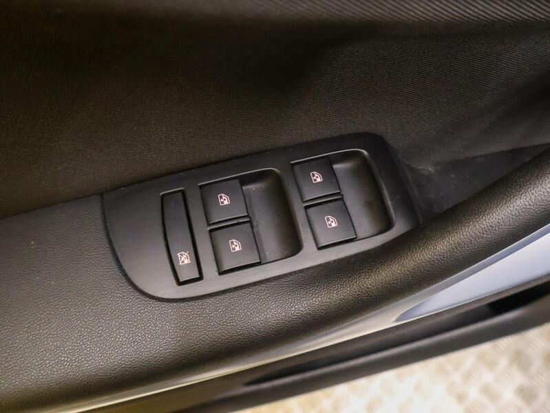 Opel Zafira Tourer vaihtoauto