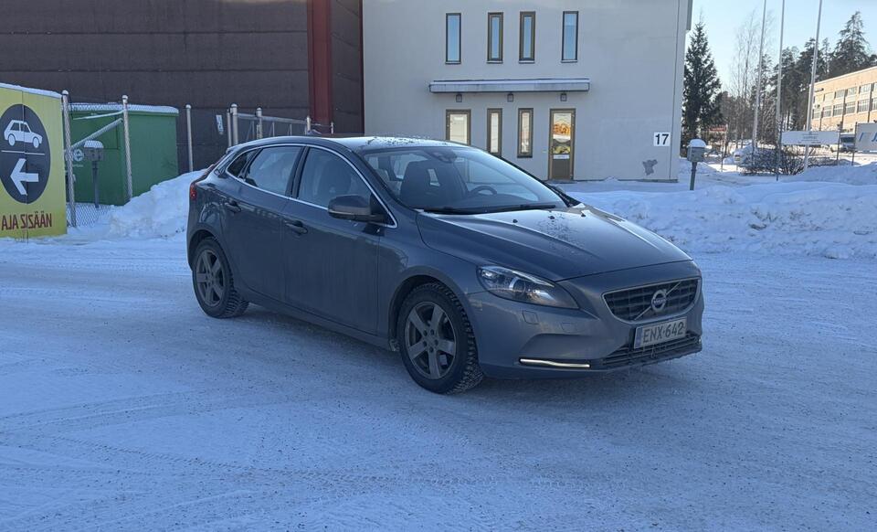 Volvo V40 vaihtoauto