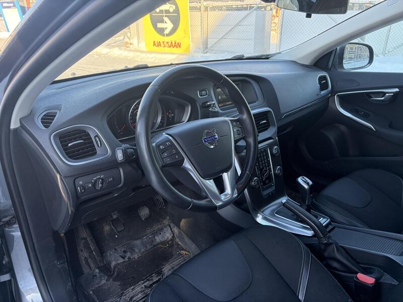 Volvo V40 vaihtoauto