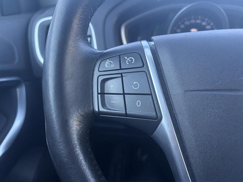 Volvo V40 vaihtoauto