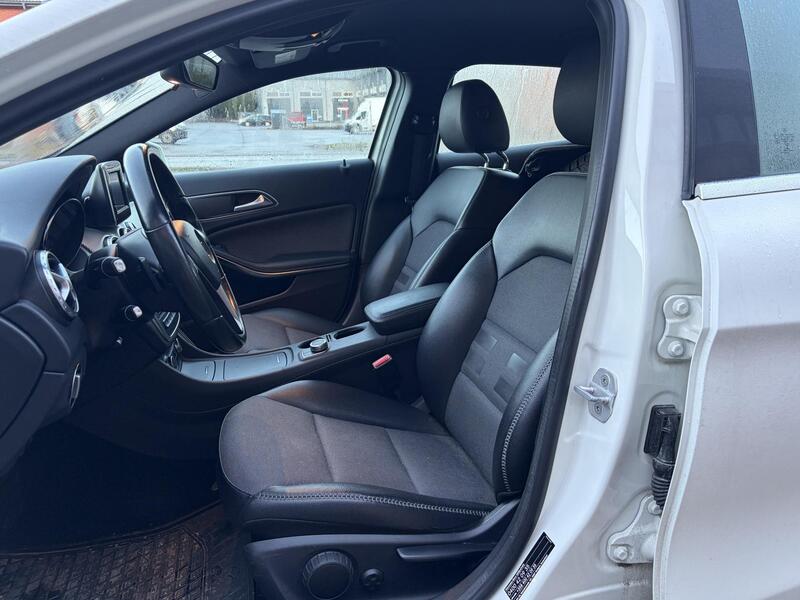 Mercedes-Benz GLA vaihtoauto