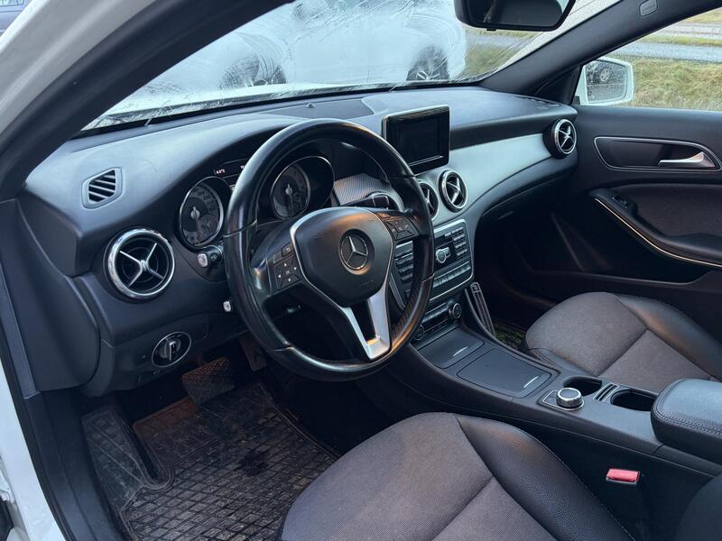 Mercedes-Benz GLA vaihtoauto