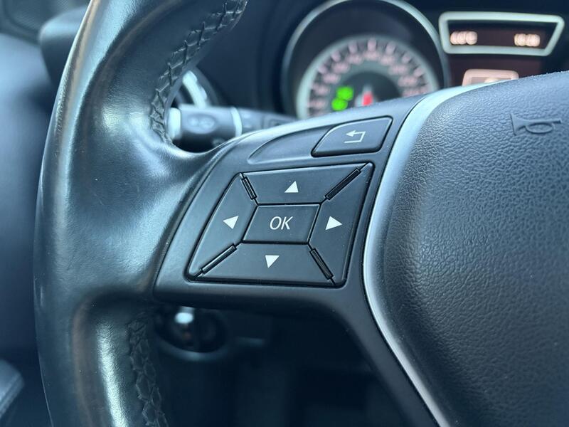 Mercedes-Benz GLA vaihtoauto