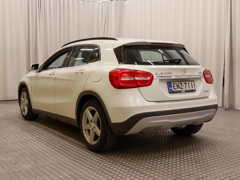 Mercedes-Benz GLA vaihtoauto