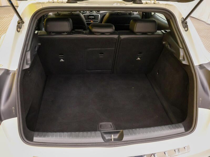 Mercedes-Benz GLA vaihtoauto