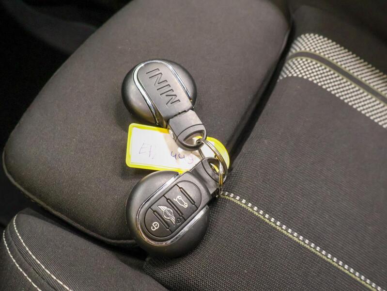 Mini Cooper S vaihtoauto