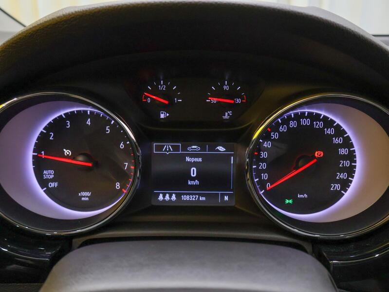 Opel Astra vaihtoauto