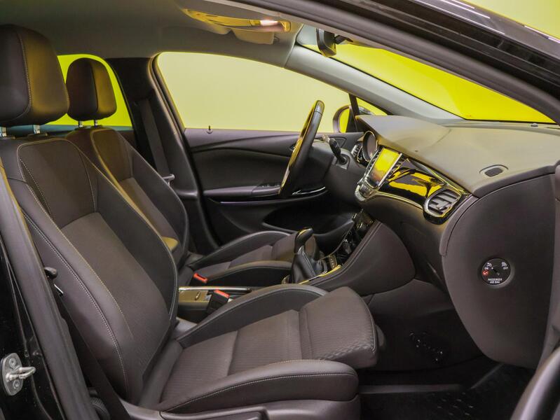 Opel Astra vaihtoauto