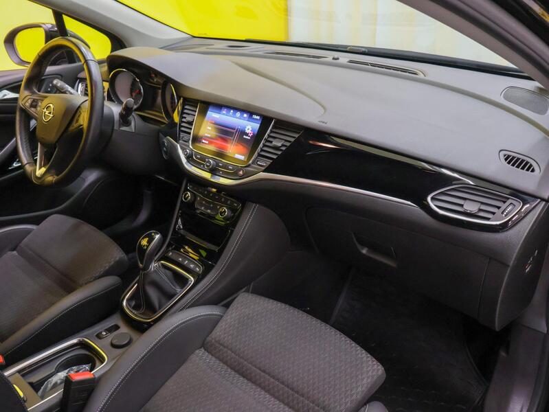 Opel Astra vaihtoauto