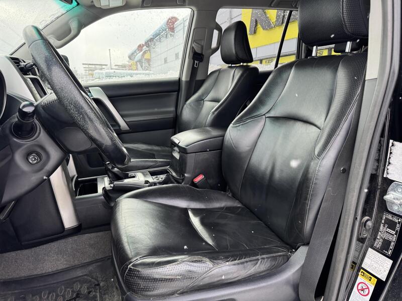 Toyota Land Cruiser vaihtoauto