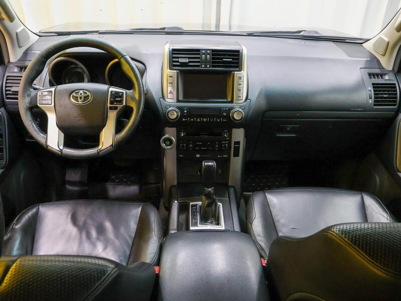 Toyota Land Cruiser vaihtoauto